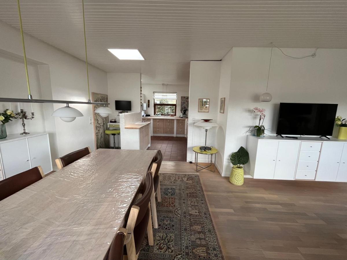 Hus Og Have I Herning, 100 Kvm Ialt Dış mekan fotoğraf